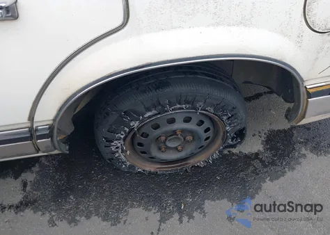 1989 Buick Electra Park Avenue из США, поврежденный, VIN 1G4CW54CXK1643641